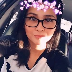 Meet your Posher, Lizz